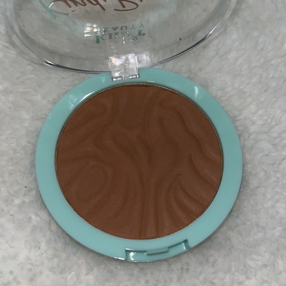 Face Makeup Bundle - Picture 11 of 14